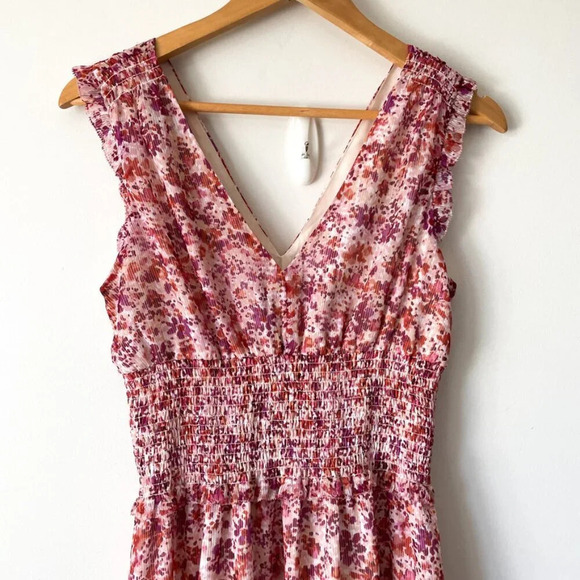 Banana Republic Smocked Maxi Dress in Pink Floral Size 4 - Picture 4 of 8